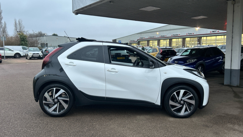 Toyota Aygo X 1.0 VVT-i Edge 5dr Auto Petrol Hatchback